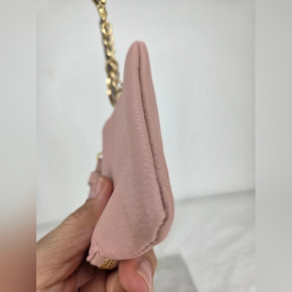 Steve Madden 3"x5"inch Pink Keychain Wallet - Picture 8 of 9